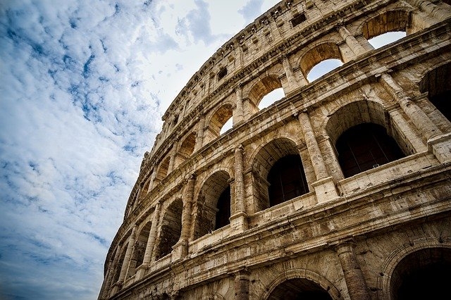 Roma Antica & Musei Vaticani Full Day Tour